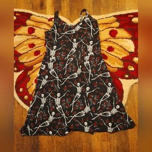 Too Fast skeleton n roses dress